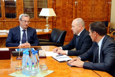 Глава региона встретился с новым генеральным директором компании Газпром добыча Краснодар А. Корякиным