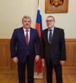 Сергей Гапликов провёл рабочую встречу с послом России в Австрийской Республике Дмитрием Любинским