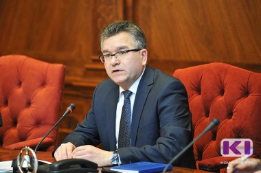 Владимир Тукмаков поставил перед новым Правительством РК задачи на 2016 год