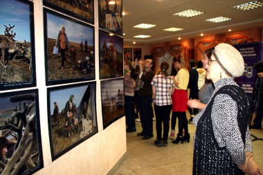 Фотовыставка Этнос Ямала открыла сыктывкарцам удивительный мир Крайнего Севера