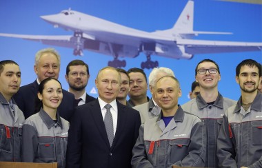 Путин обещал подумать, чтобы заменить службу в армии работой над гособоронзаказом